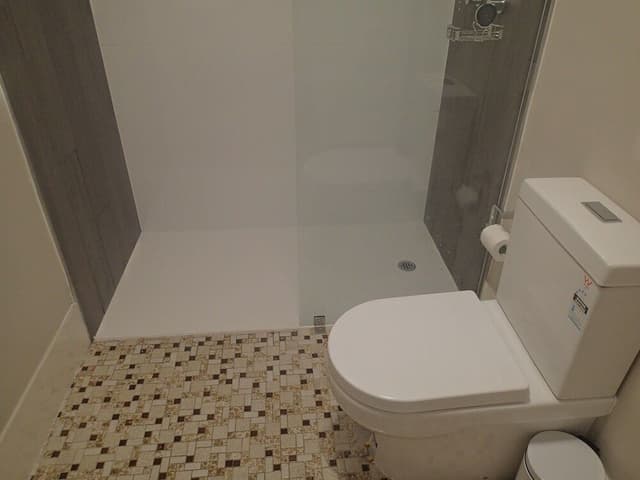 2 Bedroom Apartment (#1) - (2 Queen and 1 Single Bed)