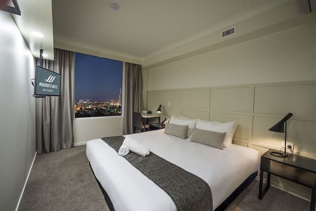 Standard Room, 1 King Bed