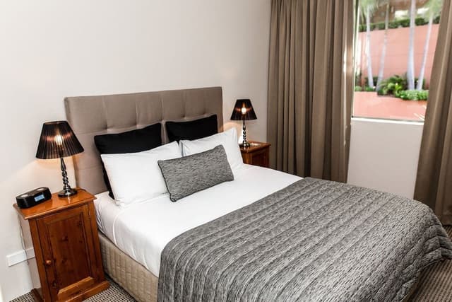 One Bedroom Apartment