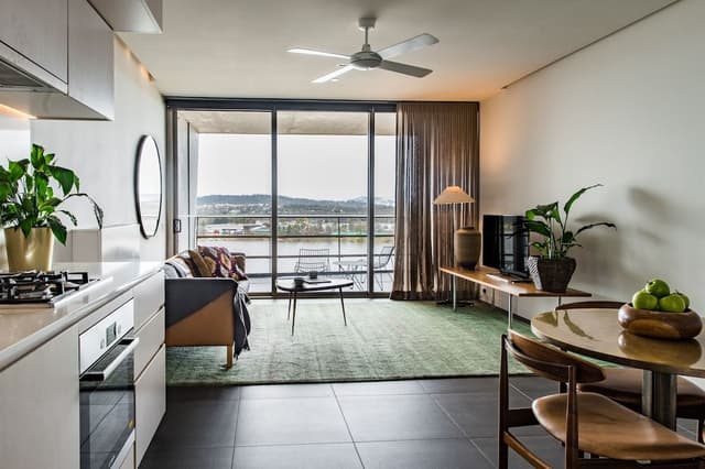 1 Bedroom Apartment Lake View - Eco Friendly No Aircon