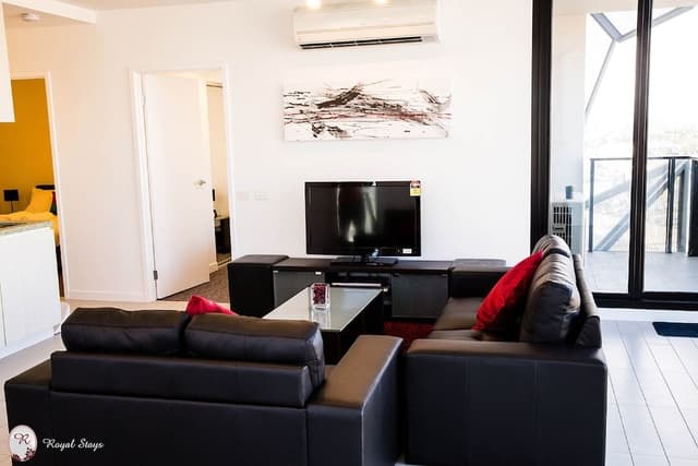 Apartment, 2 Bedrooms, Balcony, City View