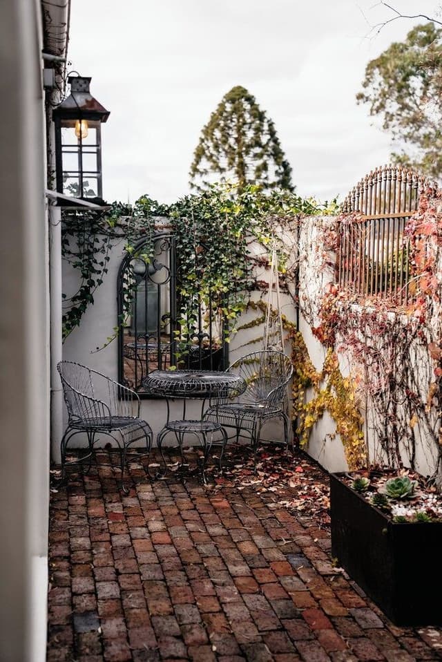 Blanche Residence (Private Courtyard)