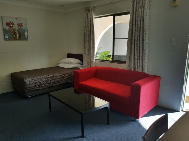 Standard Suite, 1 Bedroom, Non Smoking, Kitchenette (Twin Room)