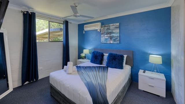 Standard Suite, 1 Bedroom, Non Smoking, Kitchenette (Queen Double Room)