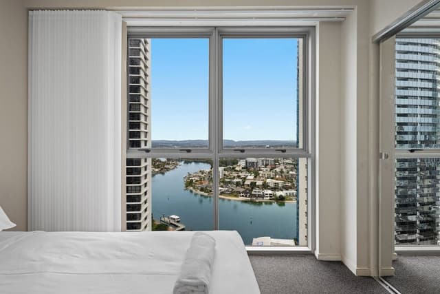 Lvl 25 Ocean View 3 Bedroom Apartment