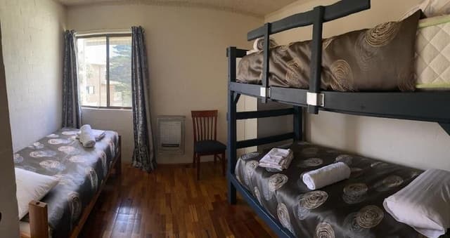 Apartment, 4 Bedrooms (Unit 34)