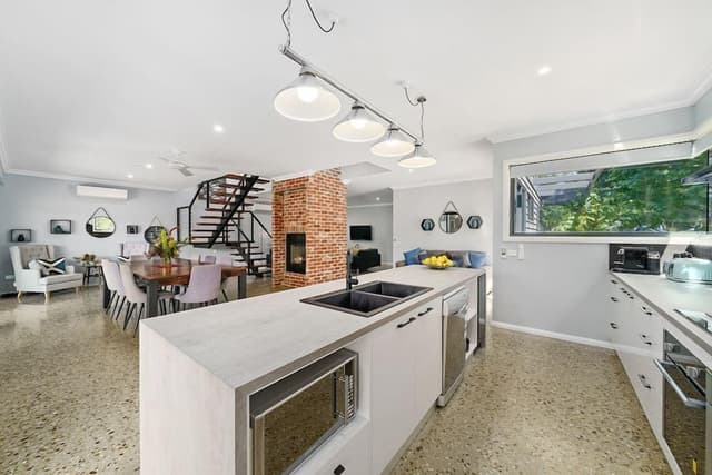 House, 3 Bedrooms