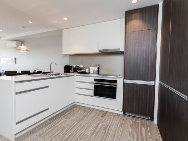 2 Bedroom Lyndhurst Suite (Balcony)