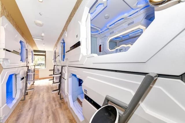 Single Room (Single Capsule)