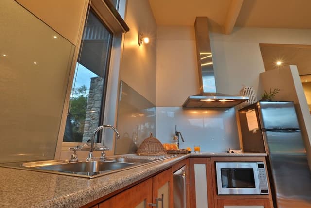 Luxury Chalet (Bushland Luxury Couples Retreat)