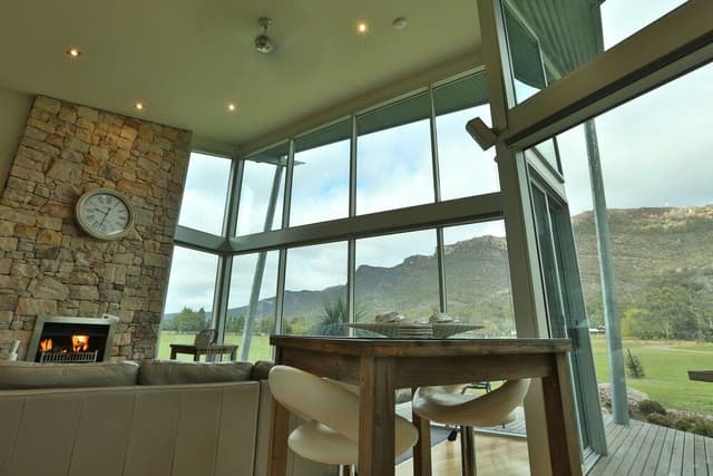 Luxury Chalet (Bushland Luxury Couples Retreat)
