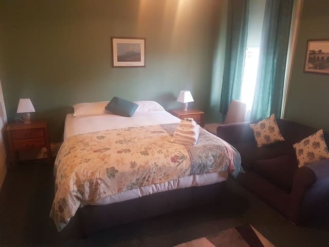 Budget Double Hotel Room - Shared Bathroom facilities
