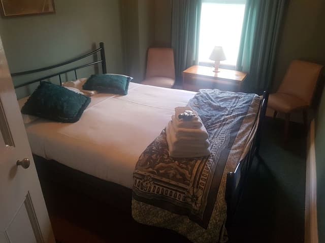Budget Double Hotel Room - Shared Bathroom facilities