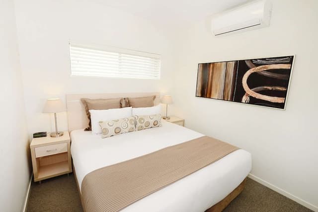 Apartment 1 Bedroom (No Housekeeping Service)