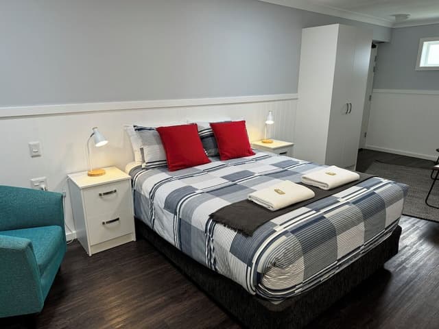 Queen Room