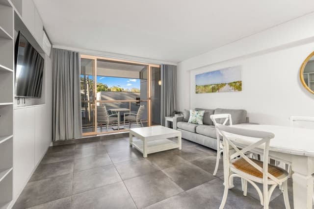 One Bedroom Executive Apartment