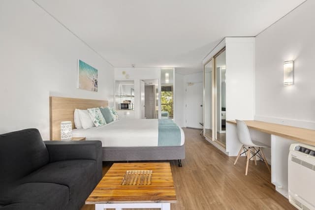 Two Bedroom Apartment with Spa