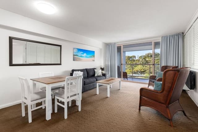 Two Bedroom Apartment with Spa