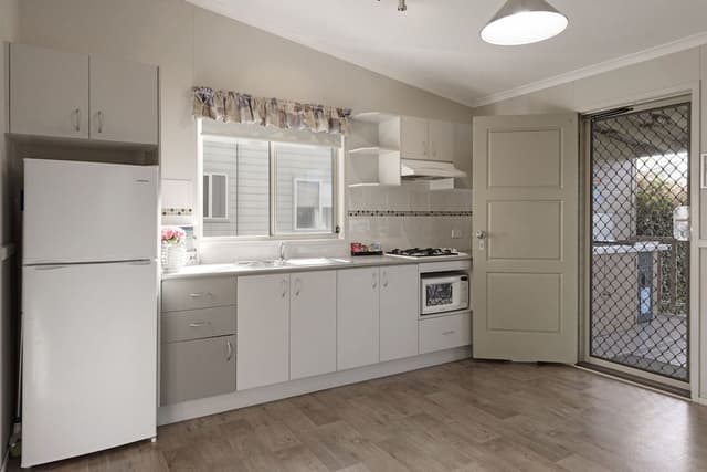 Deluxe 3 Bedroom Cabin