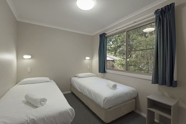 Deluxe 2 Bedroom Cabin