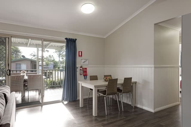 Deluxe 2 Bedroom Cabin