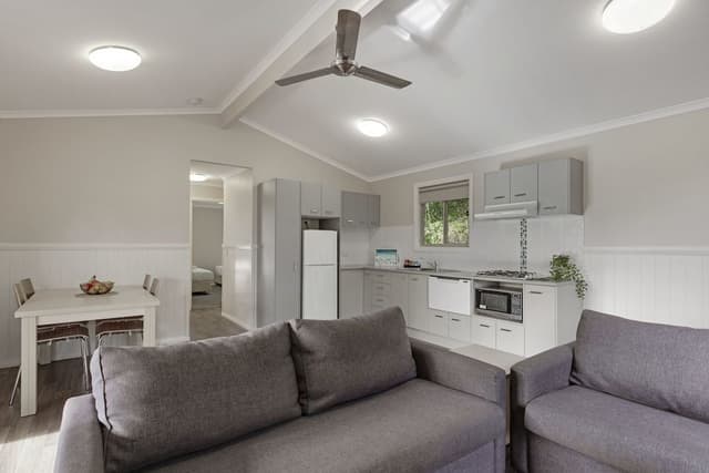 Deluxe 2 Bedroom Cabin