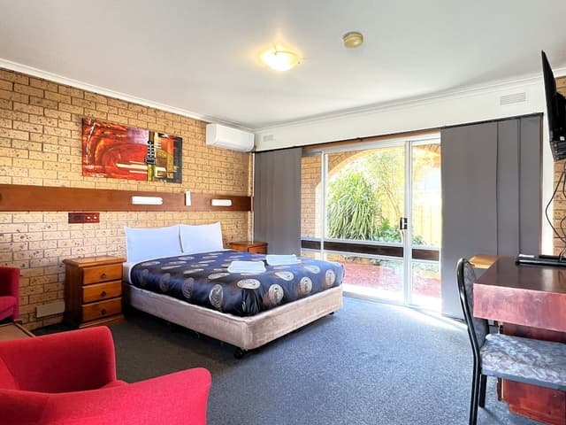 Superior Queen Room