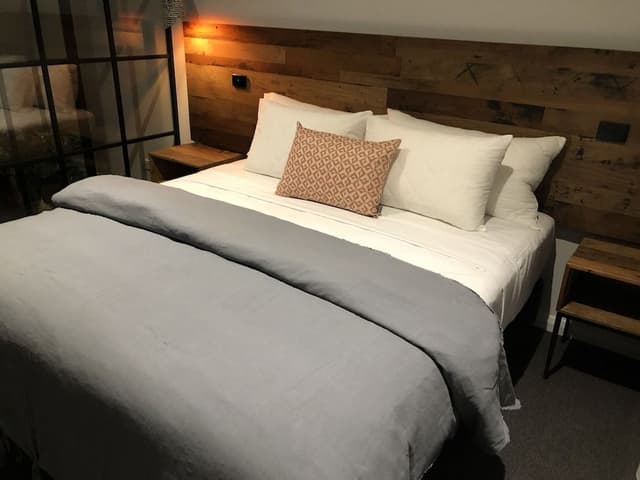 Deluxe Apartment, 1 King Bed, City View (Adults Only)