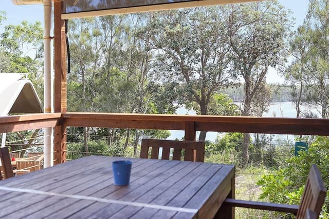 Deluxe Cabin - Sleeps 4 - Dog Friendly
