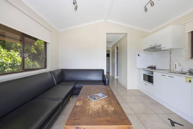 Standard Cabin - Sleeps 6