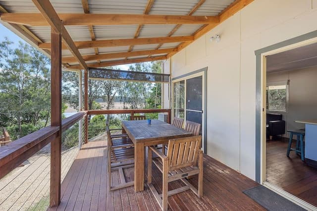 Deluxe Cabin - Sleeps 4 - Dog Friendly
