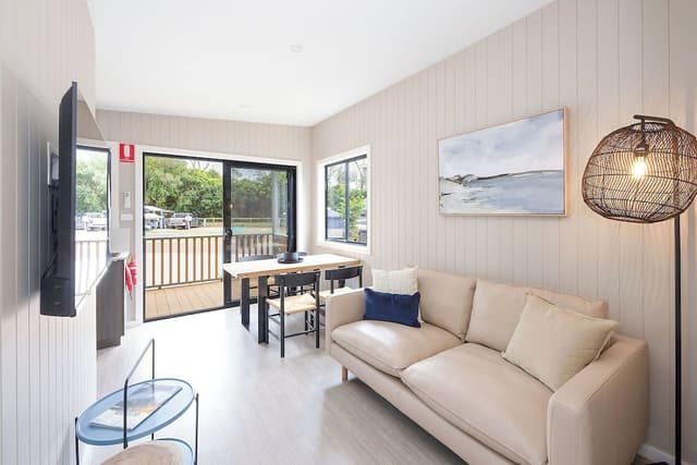Standard Cabin - Sleeps 4 - Dog Friendly