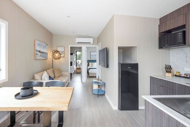 Standard Cabin - Sleeps 4 - Dog Friendly
