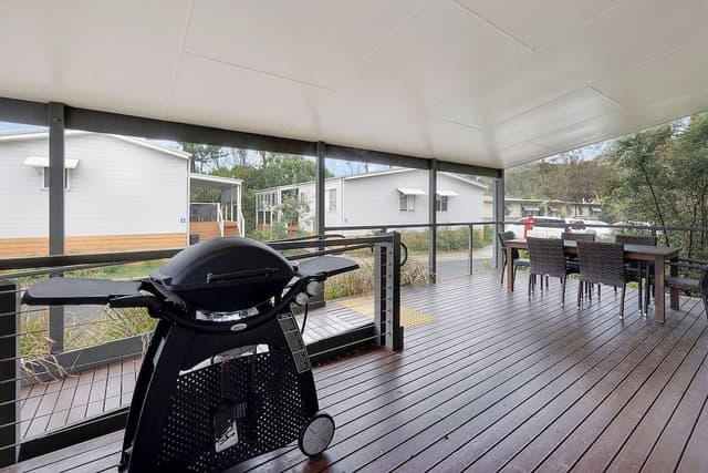 Deluxe Cabin - Sleeps 5 - Accessible