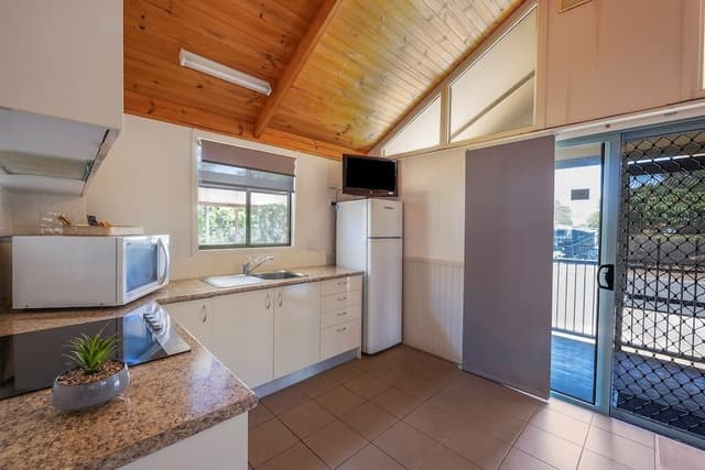 Deluxe Cabin - Sleeps 6