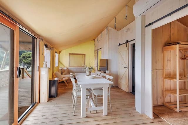 Safari Lodge - Sleeps 6