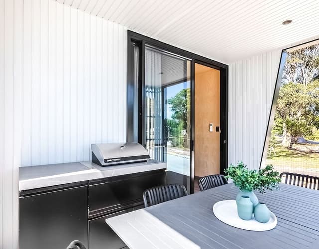 Superior Villa - Sleeps 6