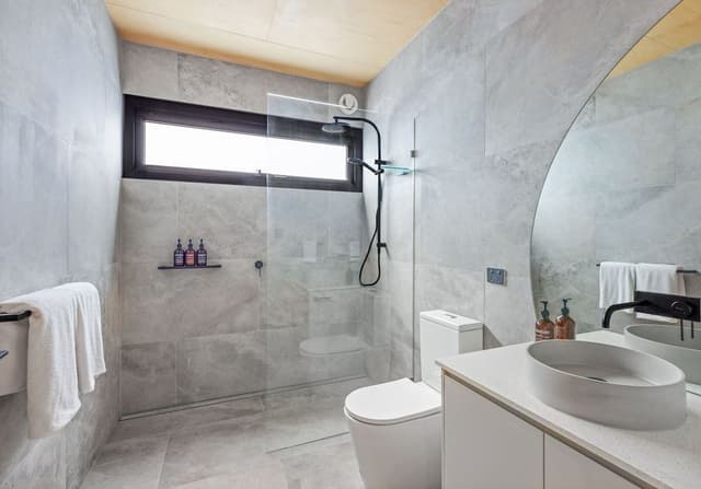 Superior Villa - Sleeps 6