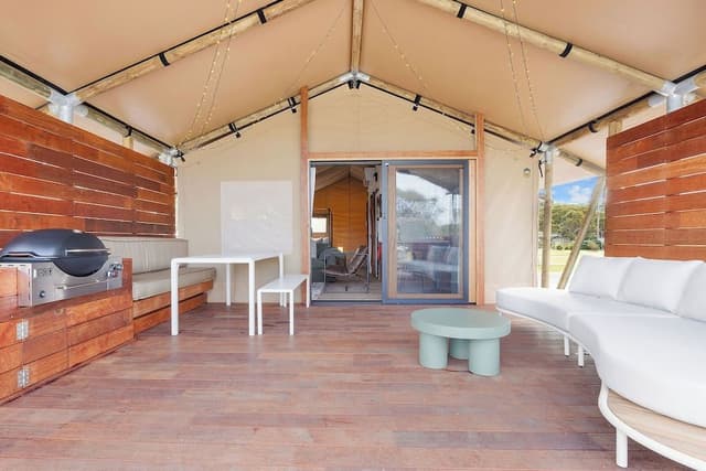 Superior Safari Tent - Sleeps 4