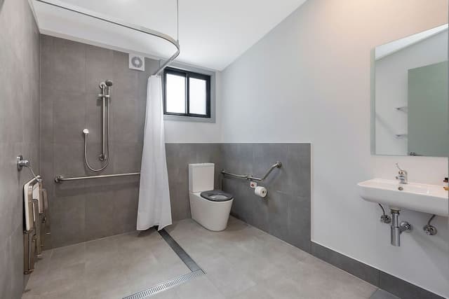 Superior Villa - Sleeps 4 - Accessible