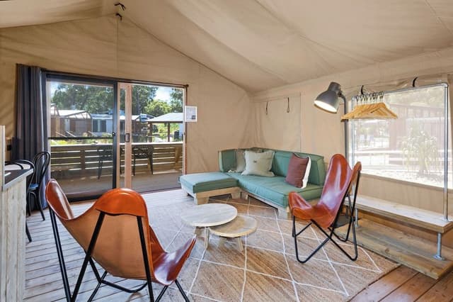 Superior Safari Tent - Sleeps 4