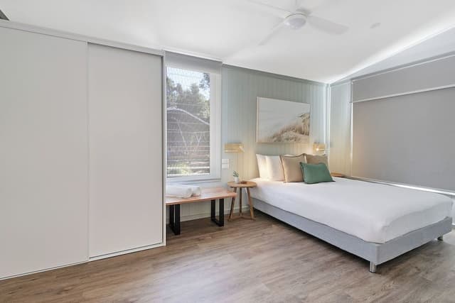 Superior Villa - Sleeps 4 - Accessible