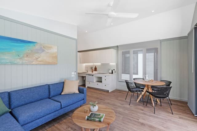 Superior Villa - Sleeps 4 - Accessible