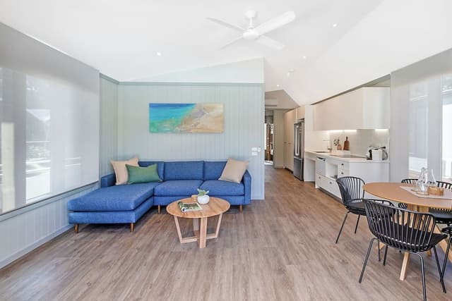 Superior Villa - Sleeps 4 - Accessible