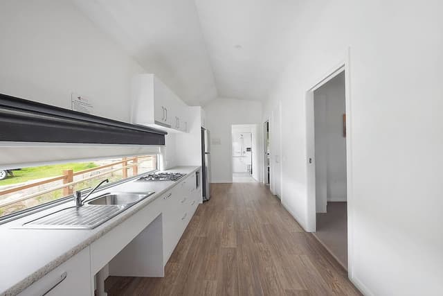 Premium Cabin - Sleeps 5 - Accessible