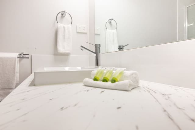 Queen and King Single Room