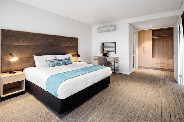 3-bedroom apartment