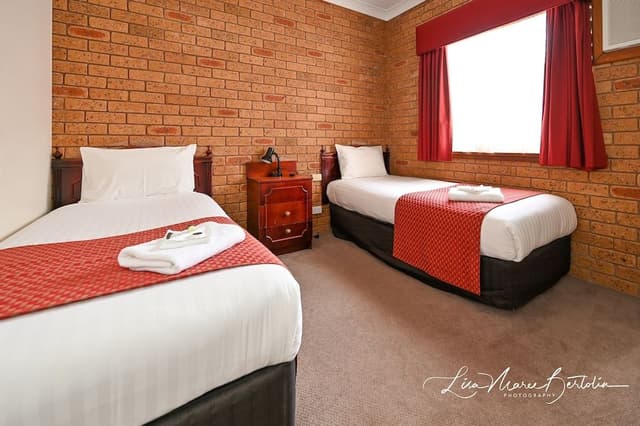 Family Room, 1 Bedroom