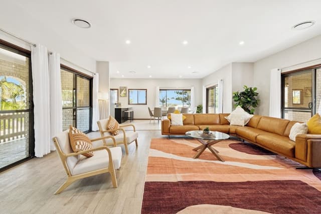 Comfort Apartment, 3 Bedrooms, Partial Ocean View