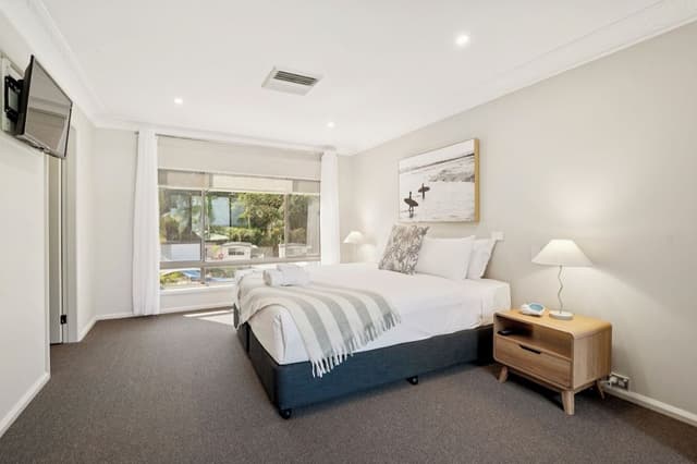 Comfort Apartment, 3 Bedrooms, Partial Ocean View